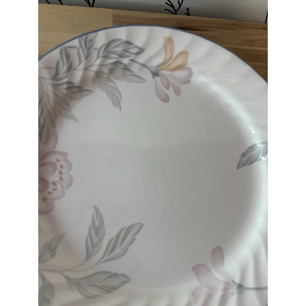 Pink Trio Pattern Corelle by Corning Dinner Plates Set of 7, 10